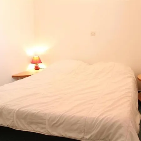 Appt 2 Pieces - Lr030-e215 La Rochelle (Charente-Maritime)